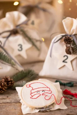 Adventskalender - Broderiprojekter