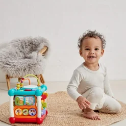 Aktivitetskube med musik og bluetooth-funktion