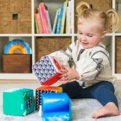 Baby Einstein - Stof- & sanseklodser til baby