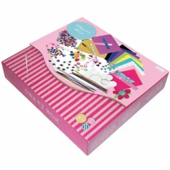 Hobbyboks med kreative materialer
