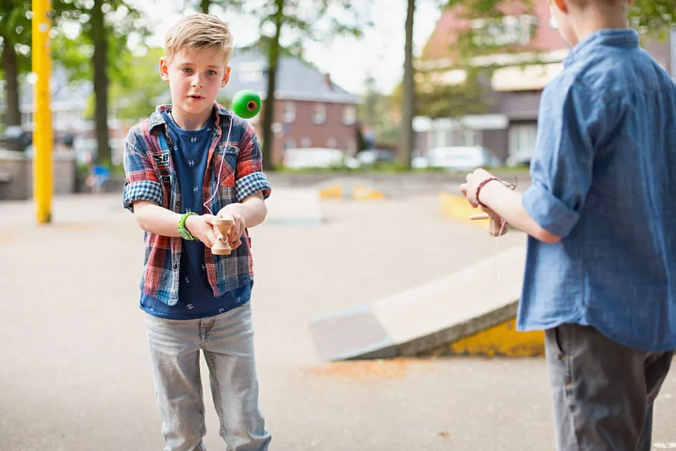Kendama - Kaste/gribe spil