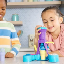 Kinetic Sand® - Soft Serve Station