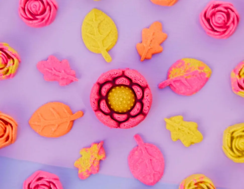 Kinetic Sand® - Squish Blossom
