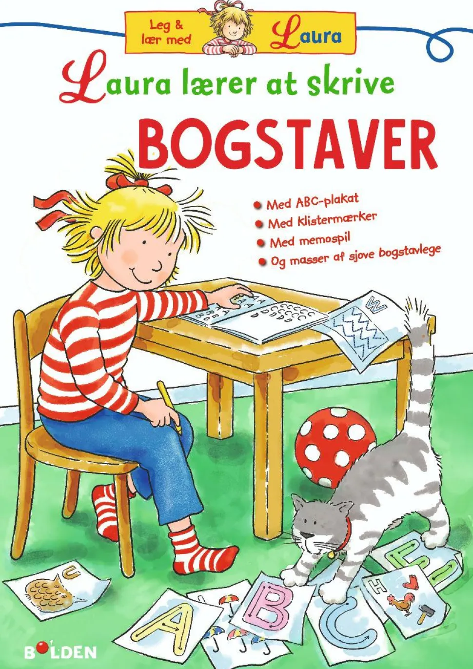 Laura lærer at skrive bogstaver