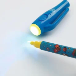 Magisk pen med UV-lys, Ben