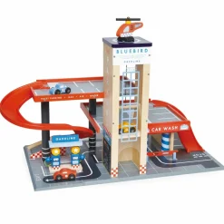 Parkeringshus med elevator