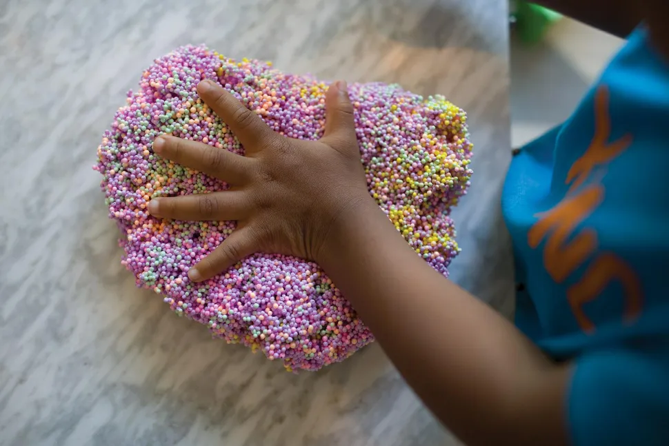 Playfoam 24-pak inkl. Glitter + Glow in the dark