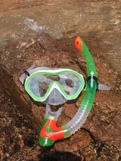 Snorkelsæt inkl. svømmefødder (4-12 år)