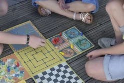 Spillemagasin (fra 5 år) - Inkl. 5 spil