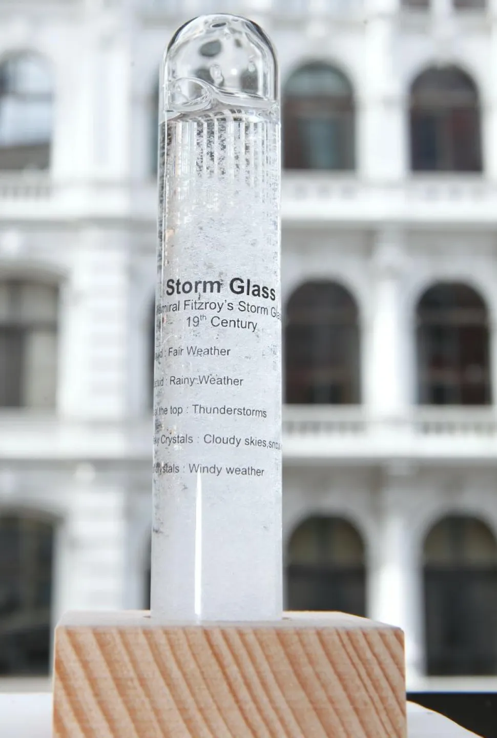 Stormglas barometer